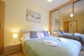 Apartamenty Bryza - Apartament Przylesie 14B dla 6 osób, Parking